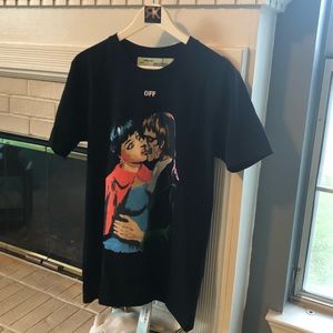 OFF-White “KISS” T-Shirt